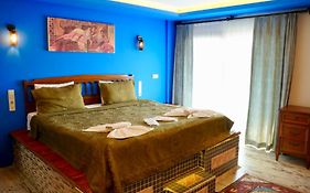 Rebetika Hotel&bistro